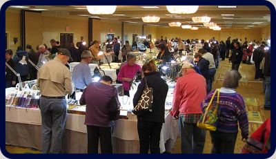 So many dealers - great selection